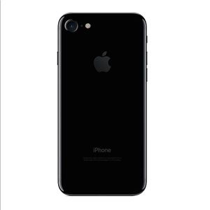 Brand new iPhone 7 100gb